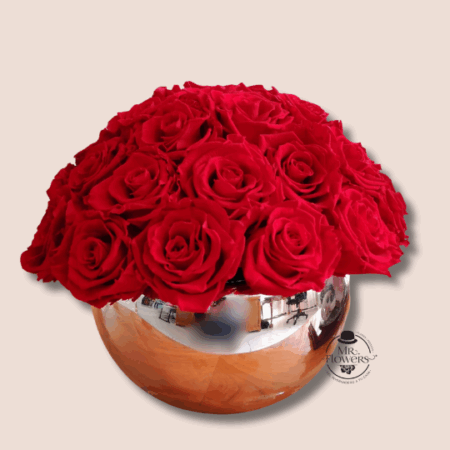 Amor Reflejo | Arreglo 24 Rosas Rojas en Base Espejo Amor Reflejo | Arreglo 24 Rosas Rojas en Base Espejo