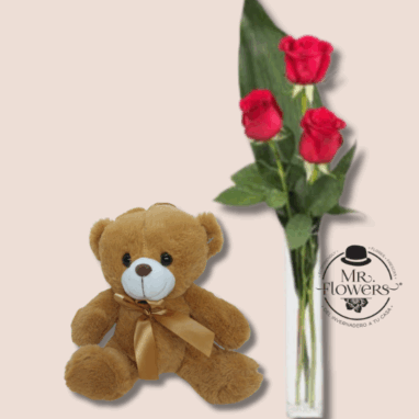 Arreglo Floral con Rosas y Peluche