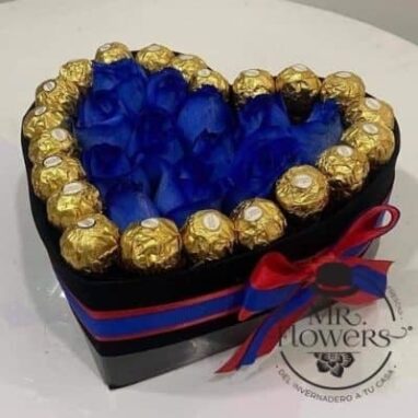 Corazon de Rosas Azules y Chocolates Ferrero