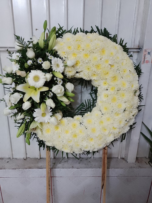 Corona Fúnebre Funeraria Gayosso Félix Cuevas