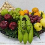 Canasta con Frutas y Chocolates Ferrero
