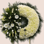 Corona Fúnebre Elegante con Arreglo Floral