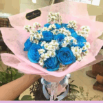 Ramo con 13 Rosas Azules