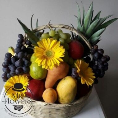 Canasta Frutal con 3 Gerberas